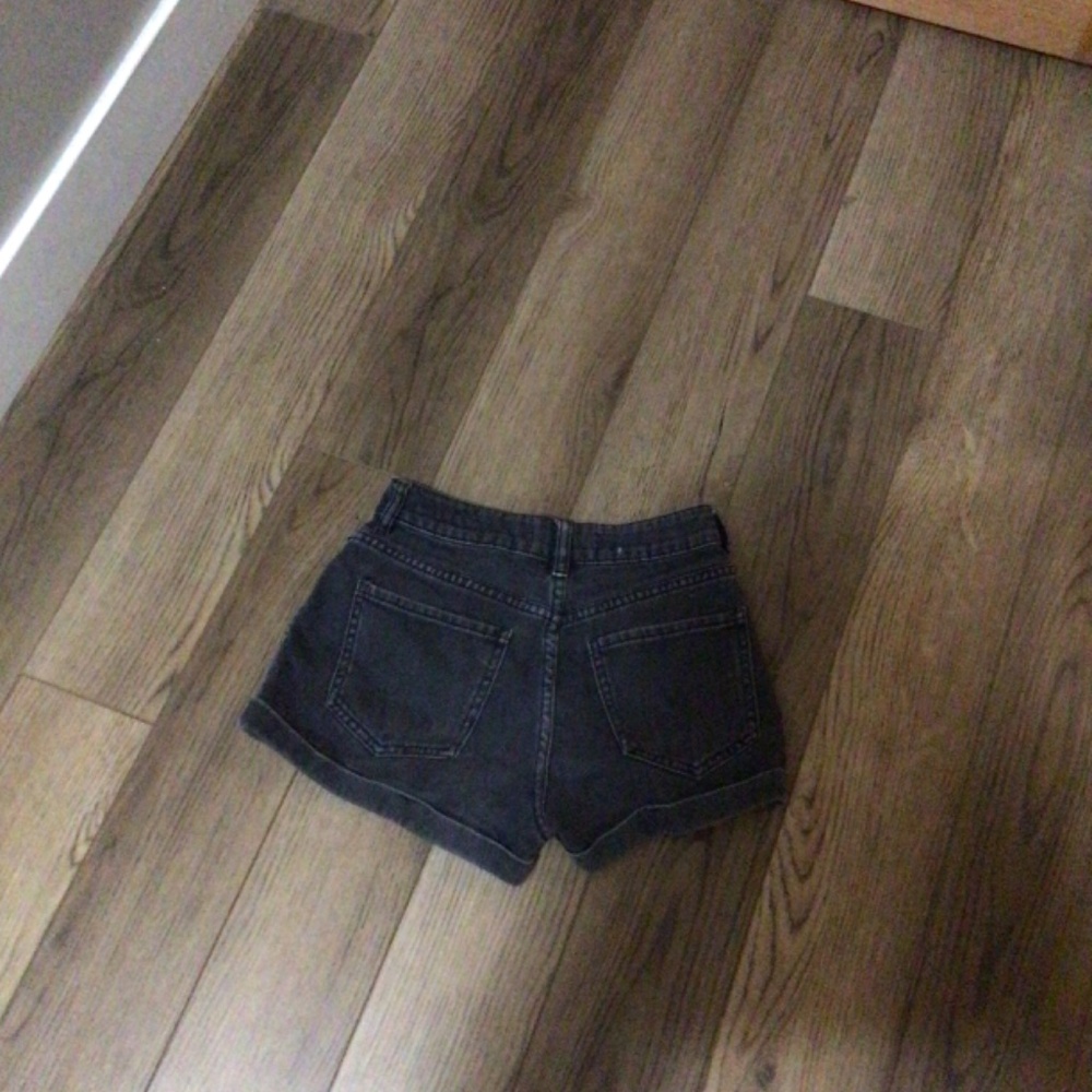 Shorts - Picture 2 of 2